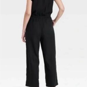 Universal Thread Women's Black Jumpsuit